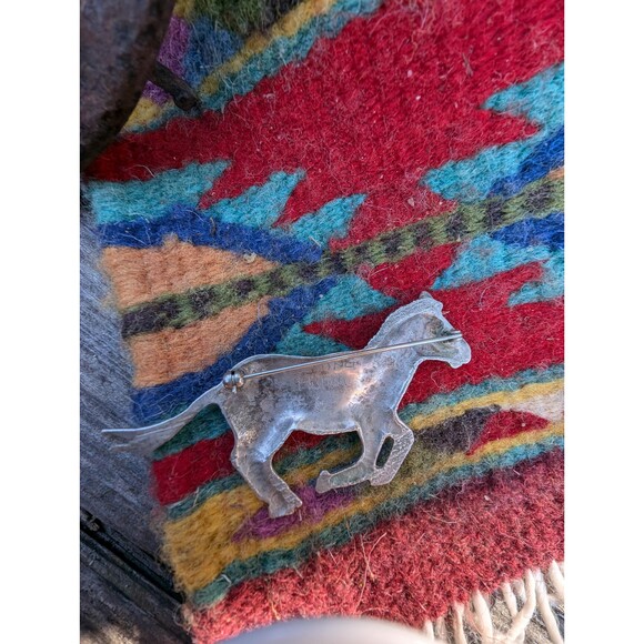 Vintage Sterling Silver Zebra Brooch // Retro Hat Pin, Scarf Pin, Lapel Pin - Picture 6 of 9